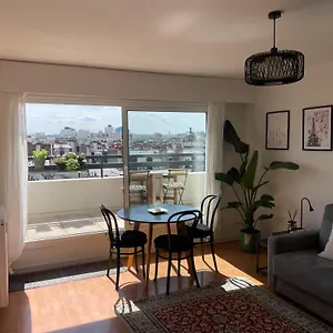 https://home-f8-terrace-pariss-view-eiffel-tower-area.fr-paris.fr