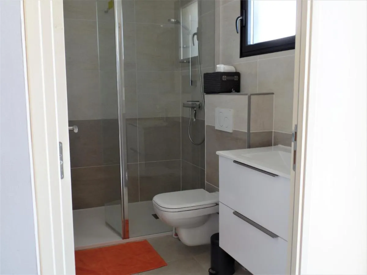 Le Sept Charmant Studio Aux Portes Des Calanques Cassis 0*,  France